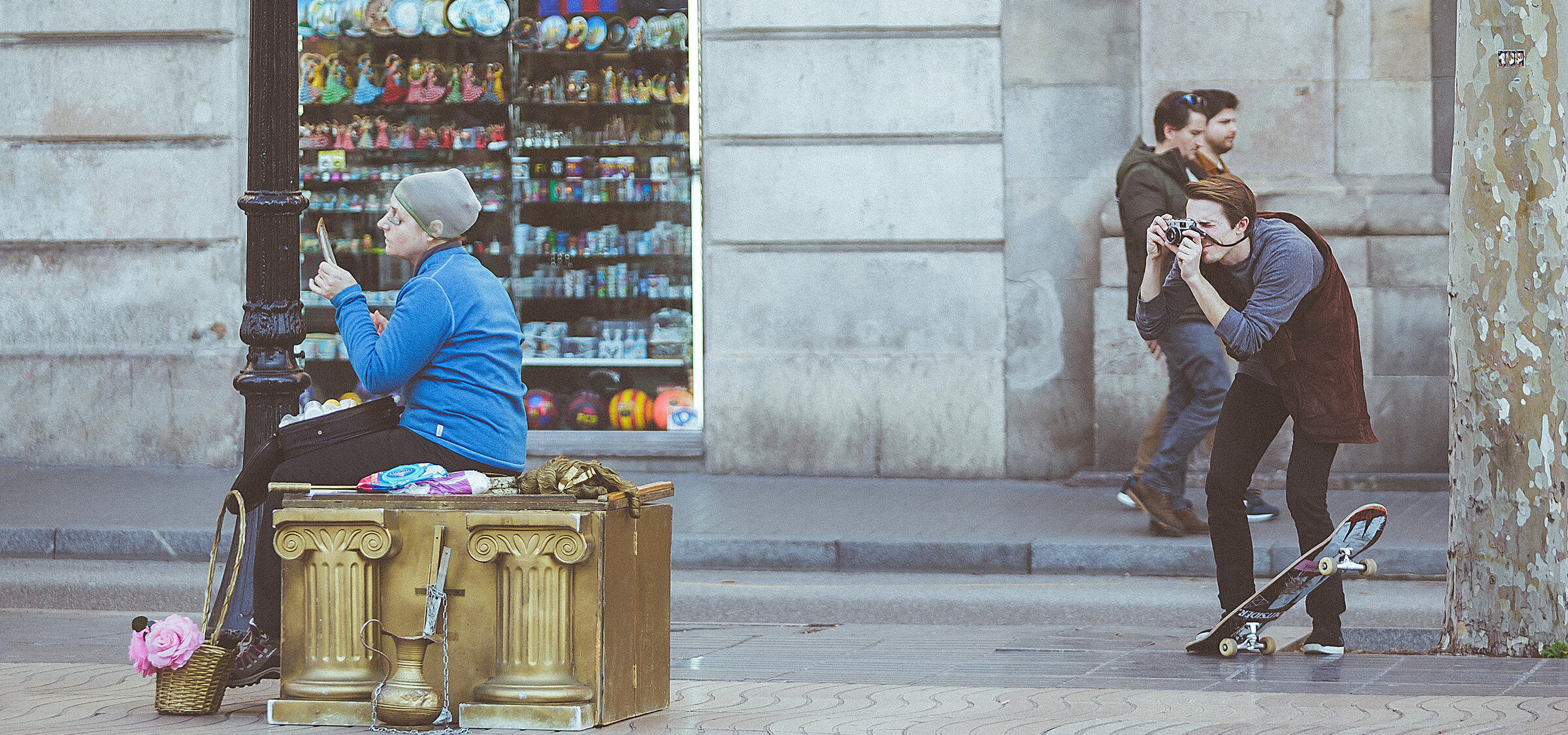 Photos Carousel: A Showcase for Customer Photos