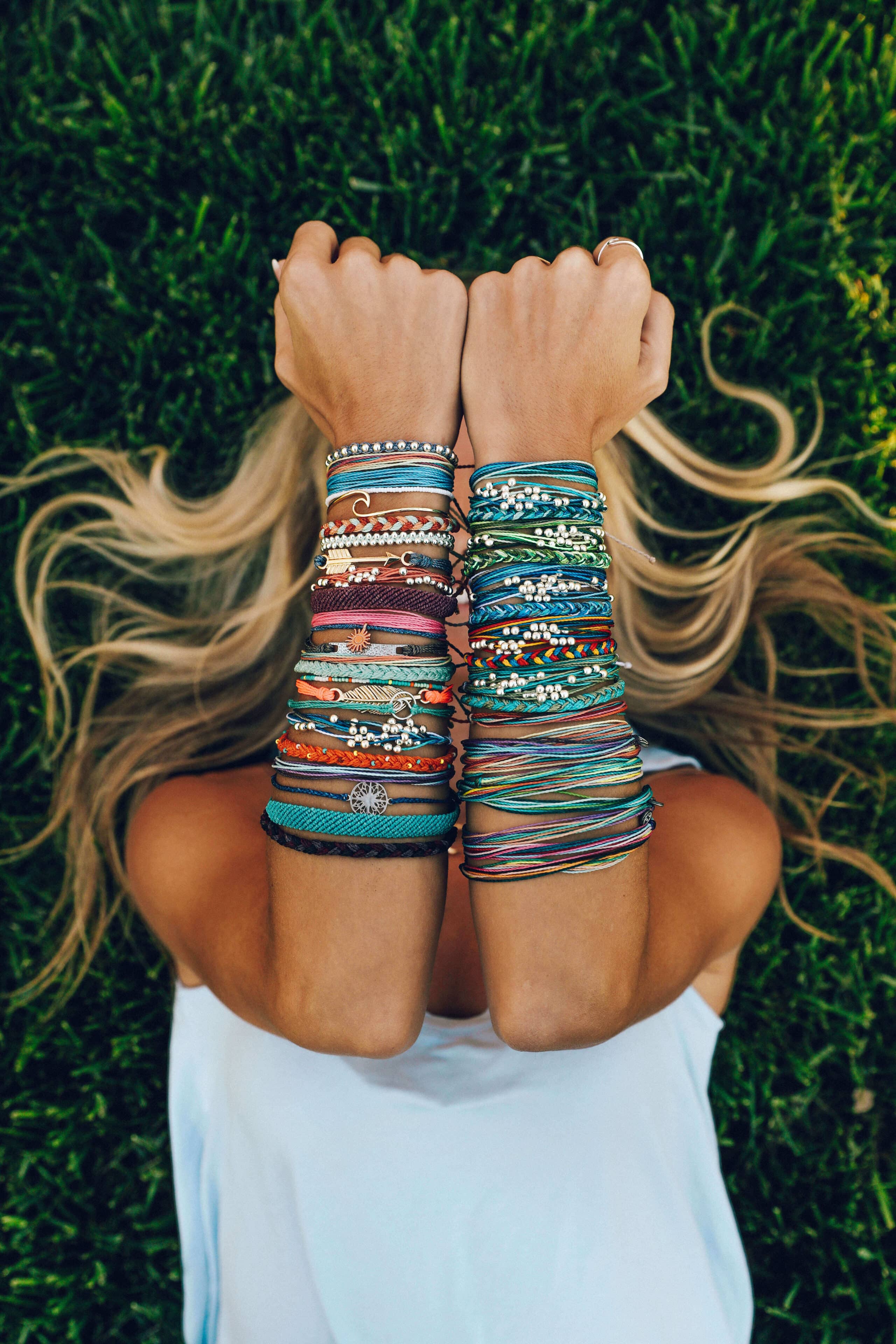 https://www.mvmtwatches.com/collections/best-sellers