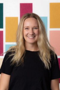 Liz headshot Liz Stack Meet the Yotpo Team Behind Amazing Women in eCommerce 11